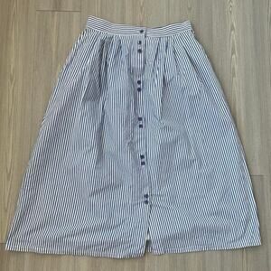 1980s white and blue striped midi skirt with button front detail Size 16